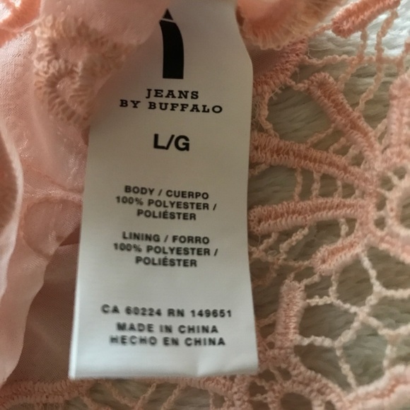 ✅HOST Pick✅ I Jeans By Buffalo Off The Shoulder Crop Top, Large - Picture 4 of 6